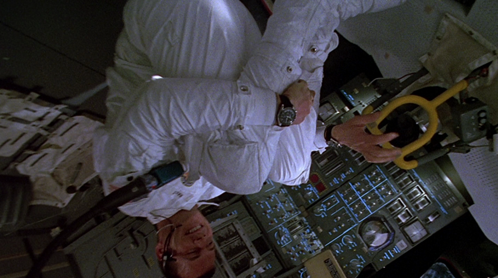 «Аполлон-13»: фильм о реальных космонавтах, снятый в реальной невесомости.
