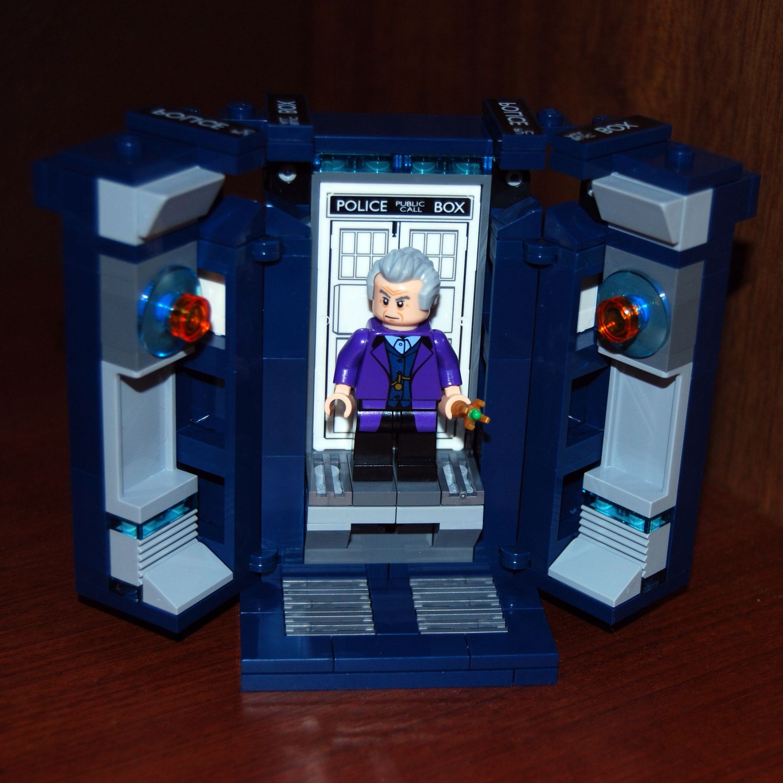 Доктор в деталях. Обзор набора LEGO® Doctor Who