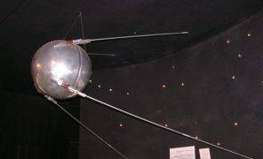 Его назвали Sputnik: история первого искусственного спутника