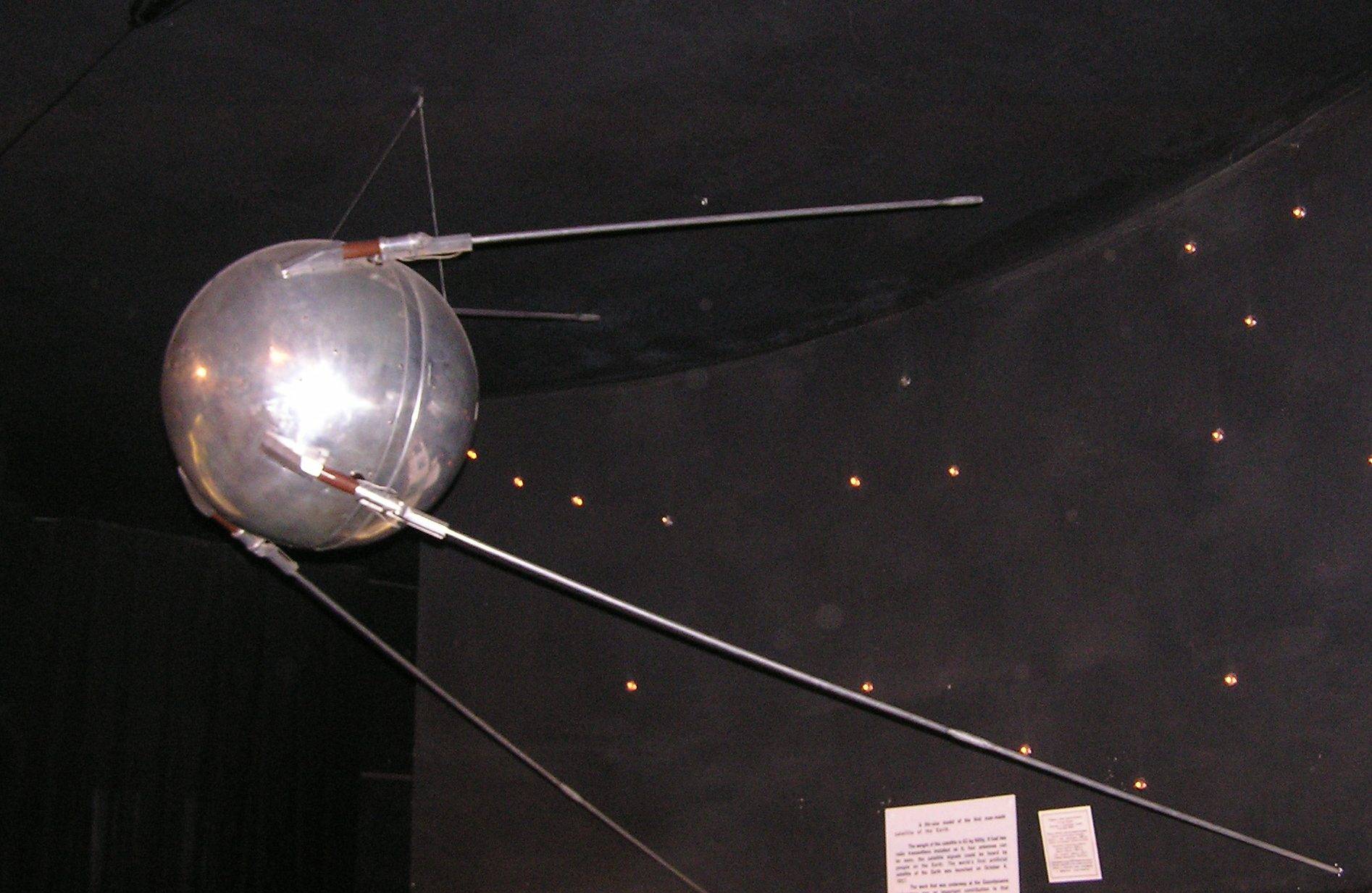 Его назвали Sputnik: история первого искусственного спутника | Космос | Мир  фантастики и фэнтези