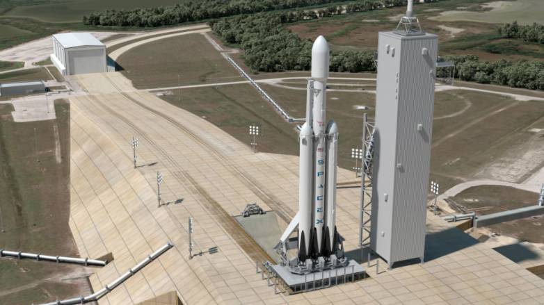 Илон Маск скоро запустит мощнейшую ракету Falcon Heavy, и вот почему это важно 1