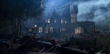 «Призраки дома на холме»: умная история о привидениях 5