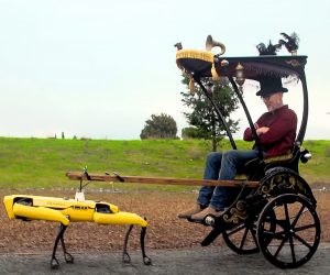Адам Сэвидж «запряг» робособаку  Boston Dynamics в повозку-рикшу