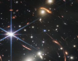 Фото: изображение Вселенной с телескопа «Джеймс Уэбб»